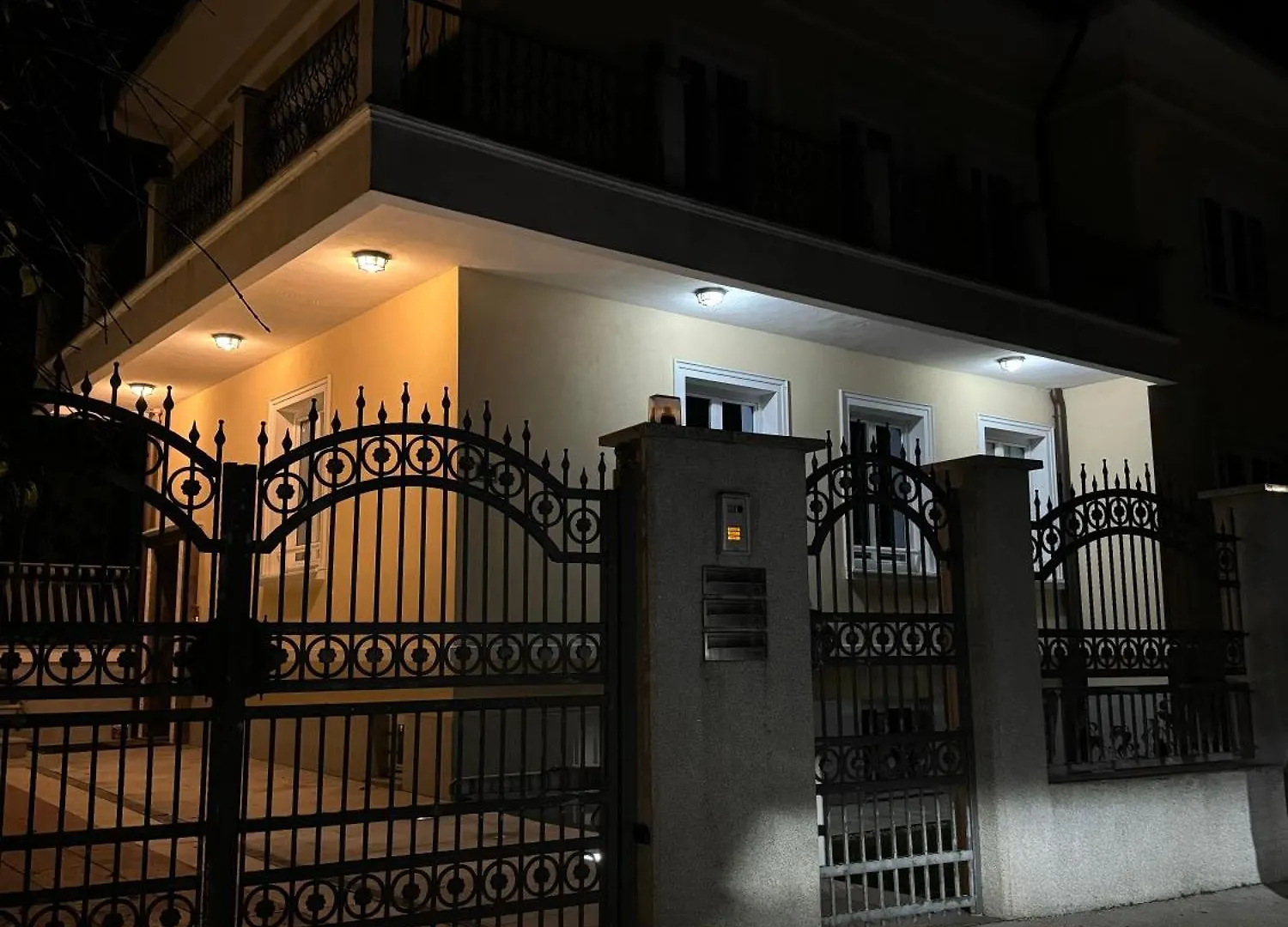 Vila Majda Elegant Apartments With Prime Location And Parking Ljubljana 0*,  Slovenia