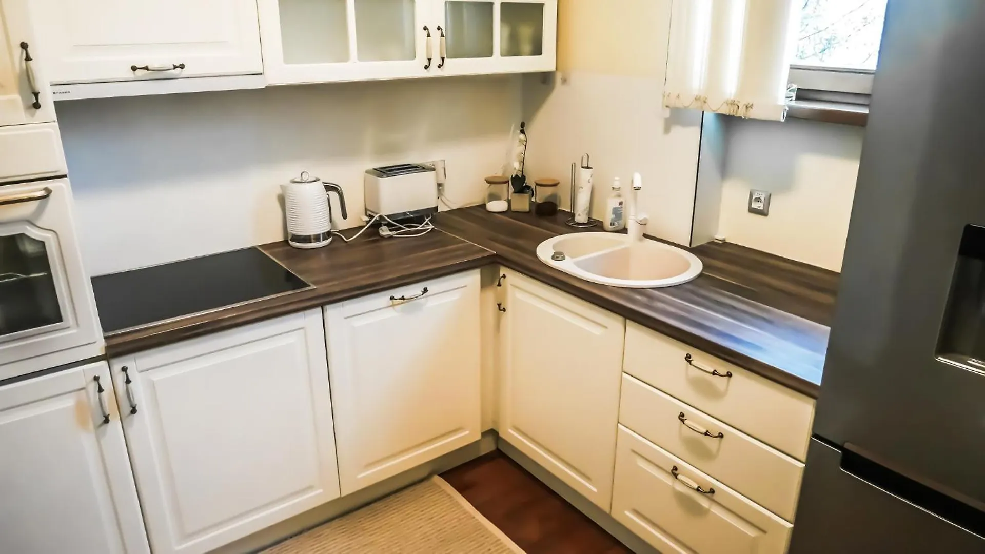 Vila Majda Elegant Apartments With Prime Location And Parking Ljubljana